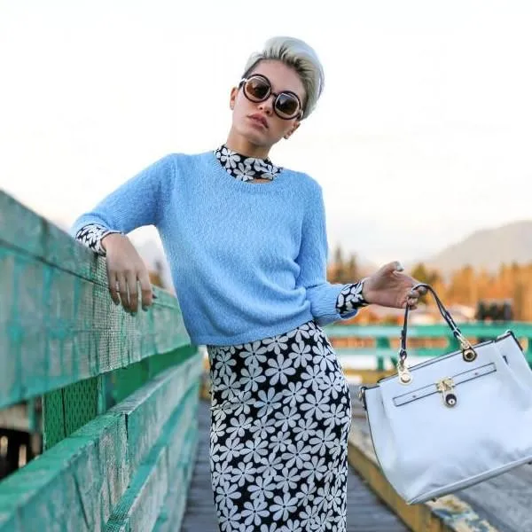 Designer Fashion Round Square Lens Cut Out Sunglasses 8940