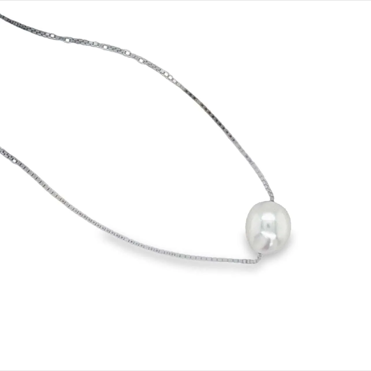 Fleeting Moments Pearl Necklace