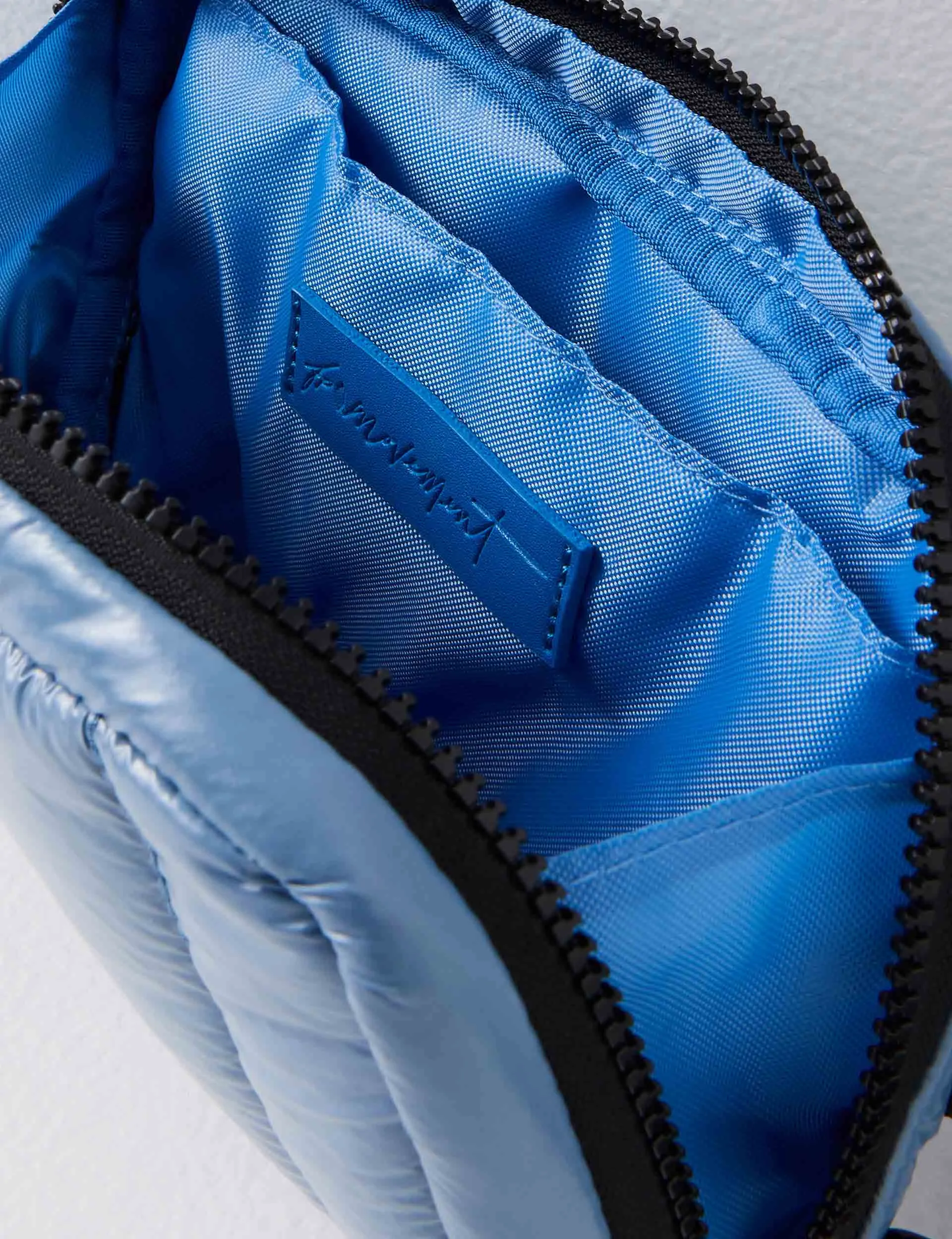 High Peak Convertible Pouch - Falling Water