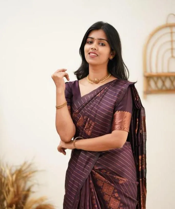 Luxuriant Purple Soft Silk Saree With Seraglio Blouse Piece
