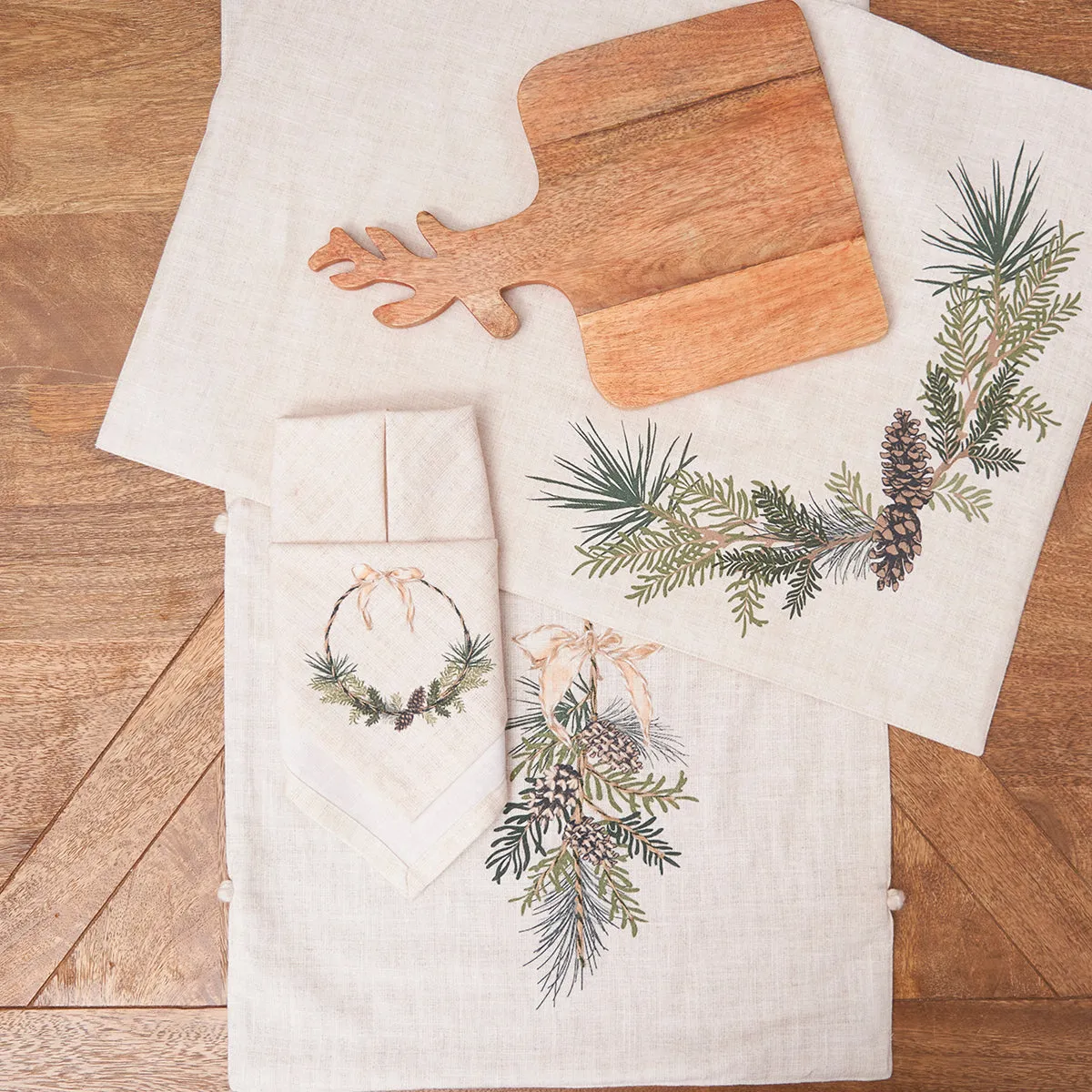 Pinecone Wreath Table Linens