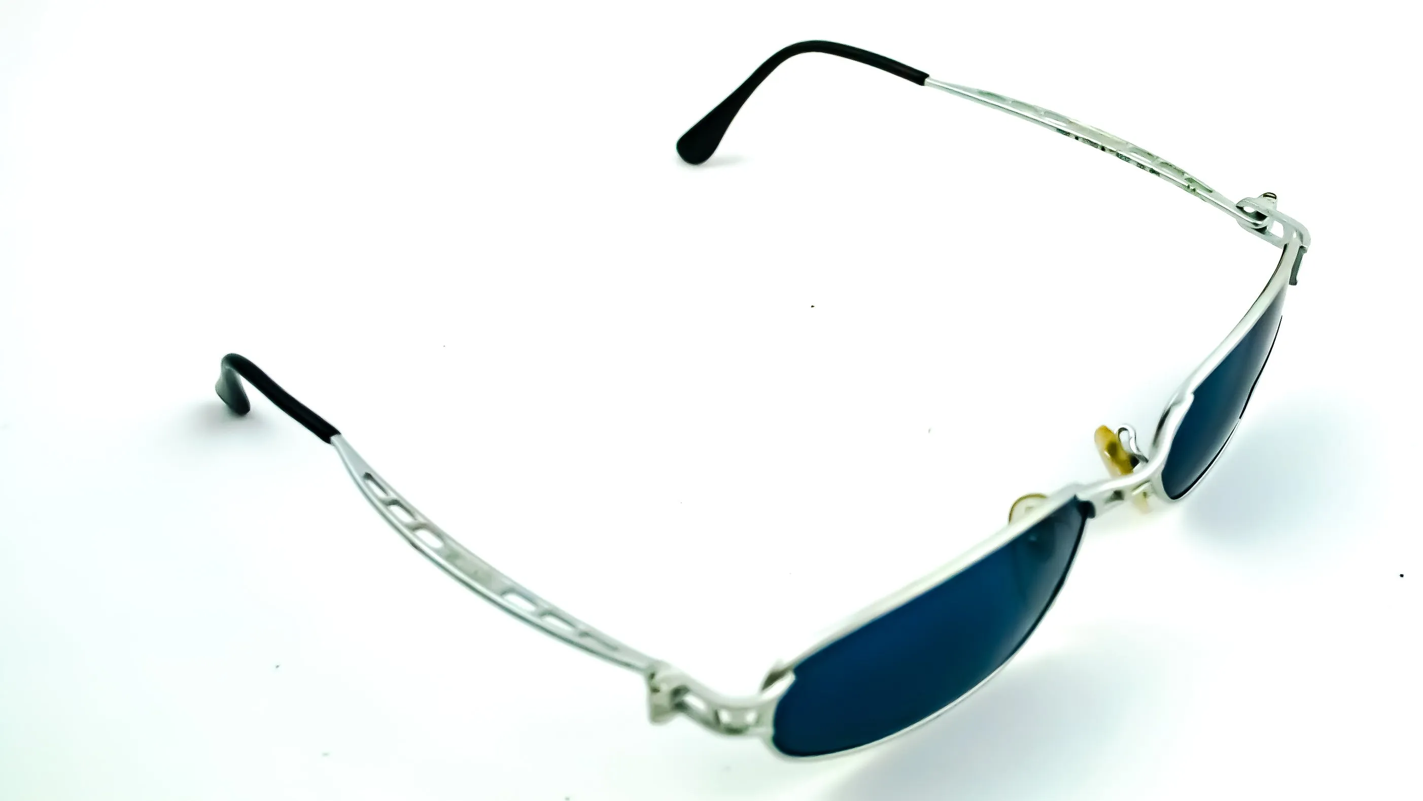 Sting Model 4232 Vintage Oval Rectangle Sunglasses