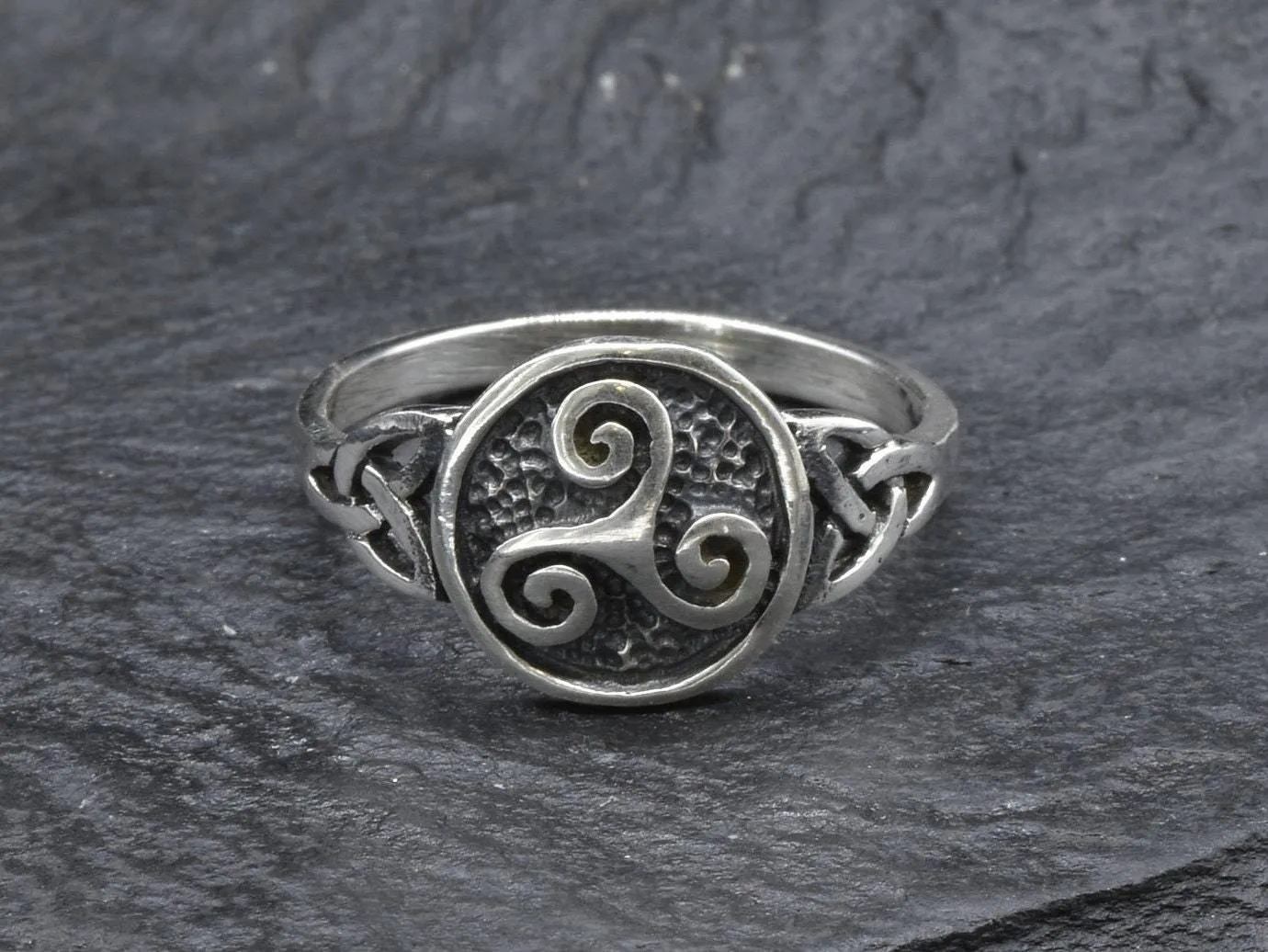 Triskelion Silver Ring - Silver Celtic Ring - Vintage Symbolic Ring