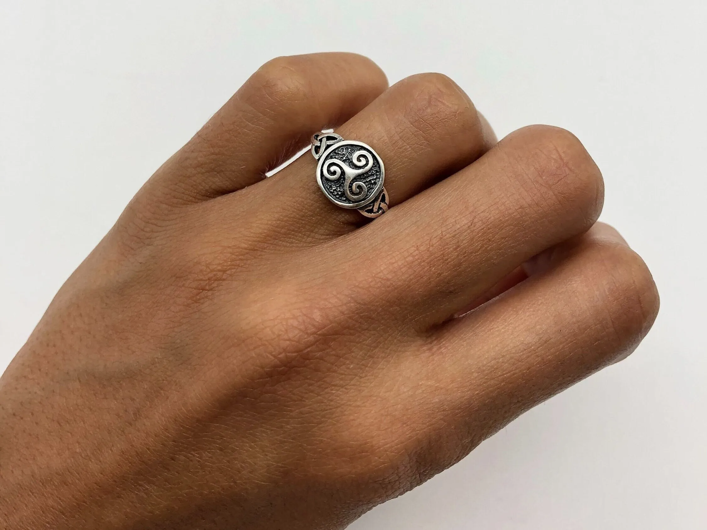Triskelion Silver Ring - Silver Celtic Ring - Vintage Symbolic Ring